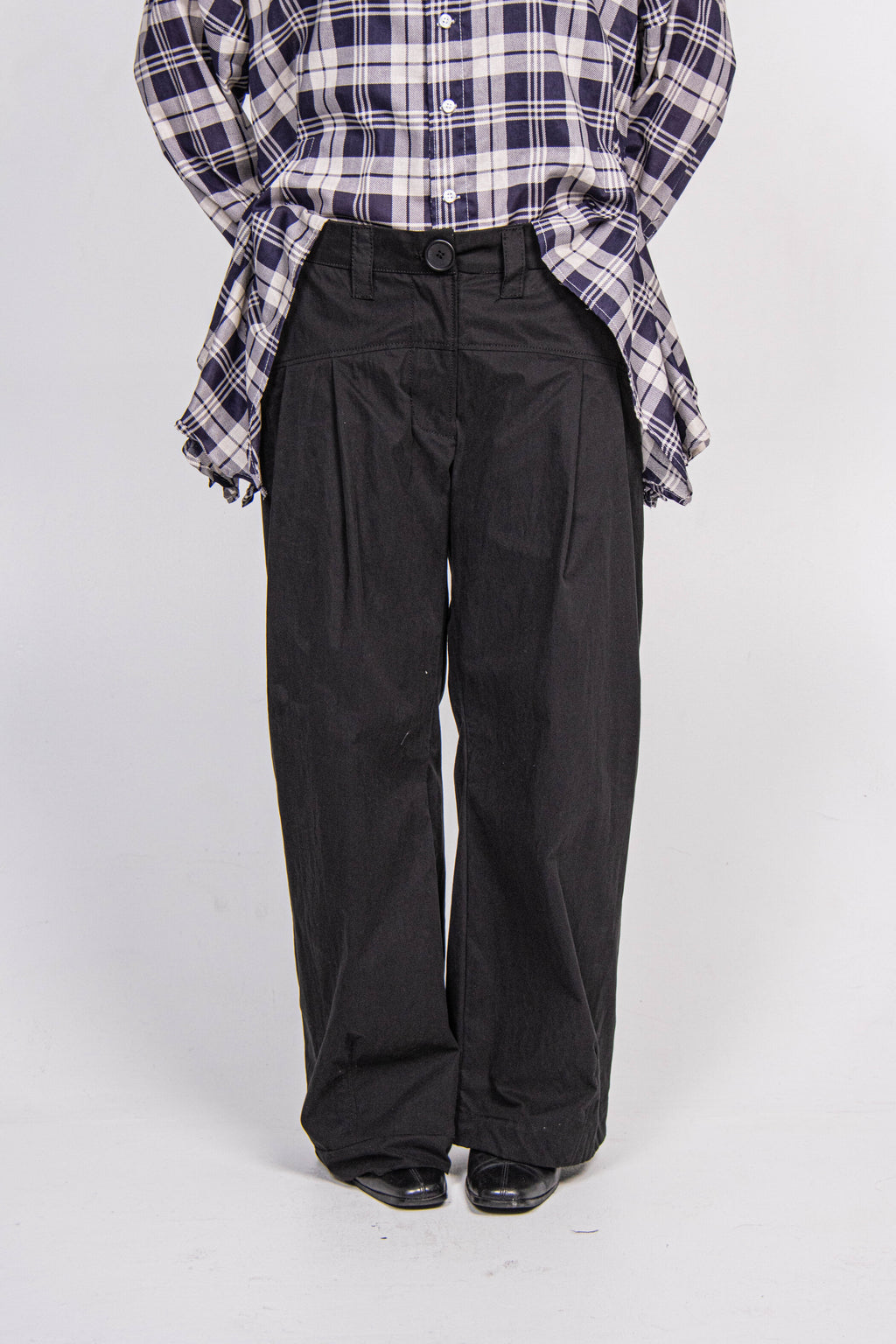 Low Pleat Pants